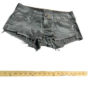 True Religion Womens Camo Cutoff Denim Shorts Size 27 Made in USA‎